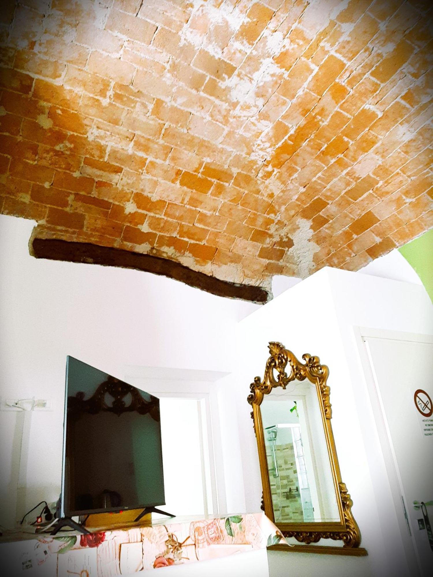 Camera Singola con Bagno Privato