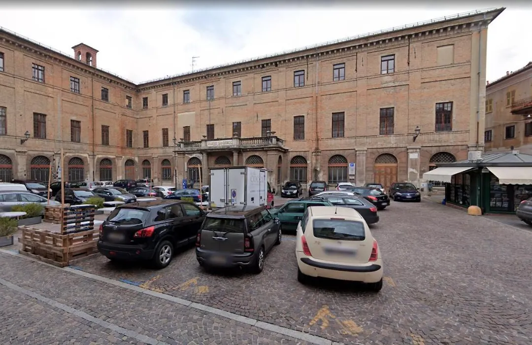 Due finestre sul cortile-1